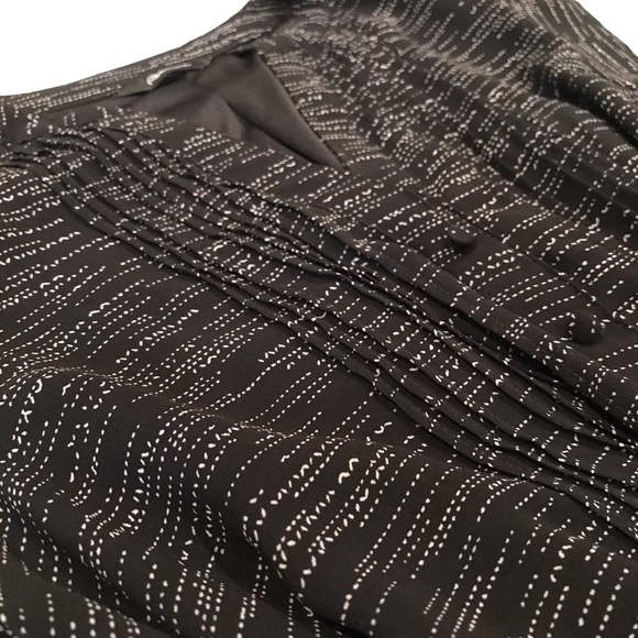 black and white knee length dress - Picture 6 of 8